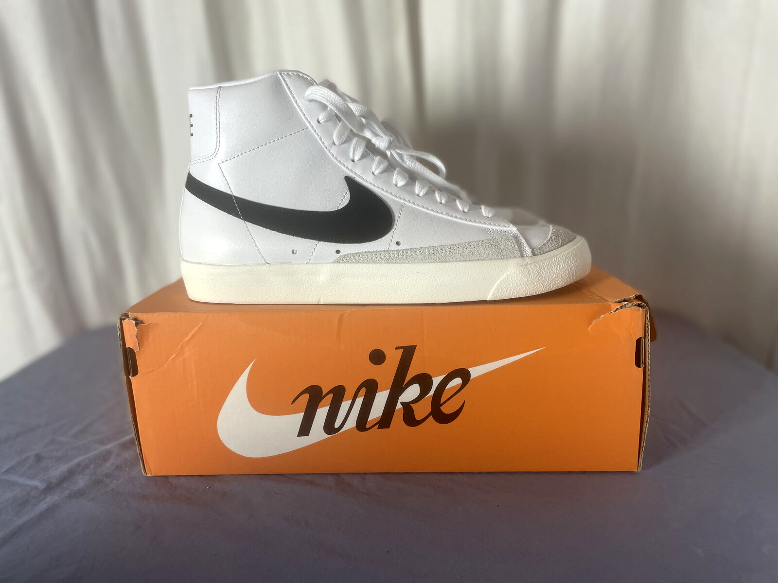 新品Nike Blazer Mid 77 ウィメンズ28cm メンズ27.5cm $_57.PNG?set_id=880000500F