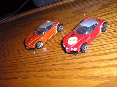 RARE LOT of 2 Different Hot Wheels Golden Arrow Sports Coupe Race Car's