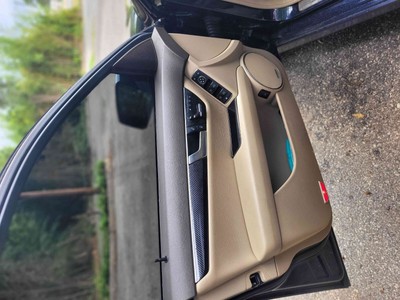 image 11 of interior