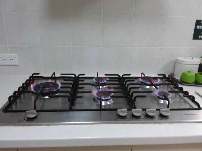 Westinghouse 90cm Natural Gas Cooktop Cooktops Rangehoods
