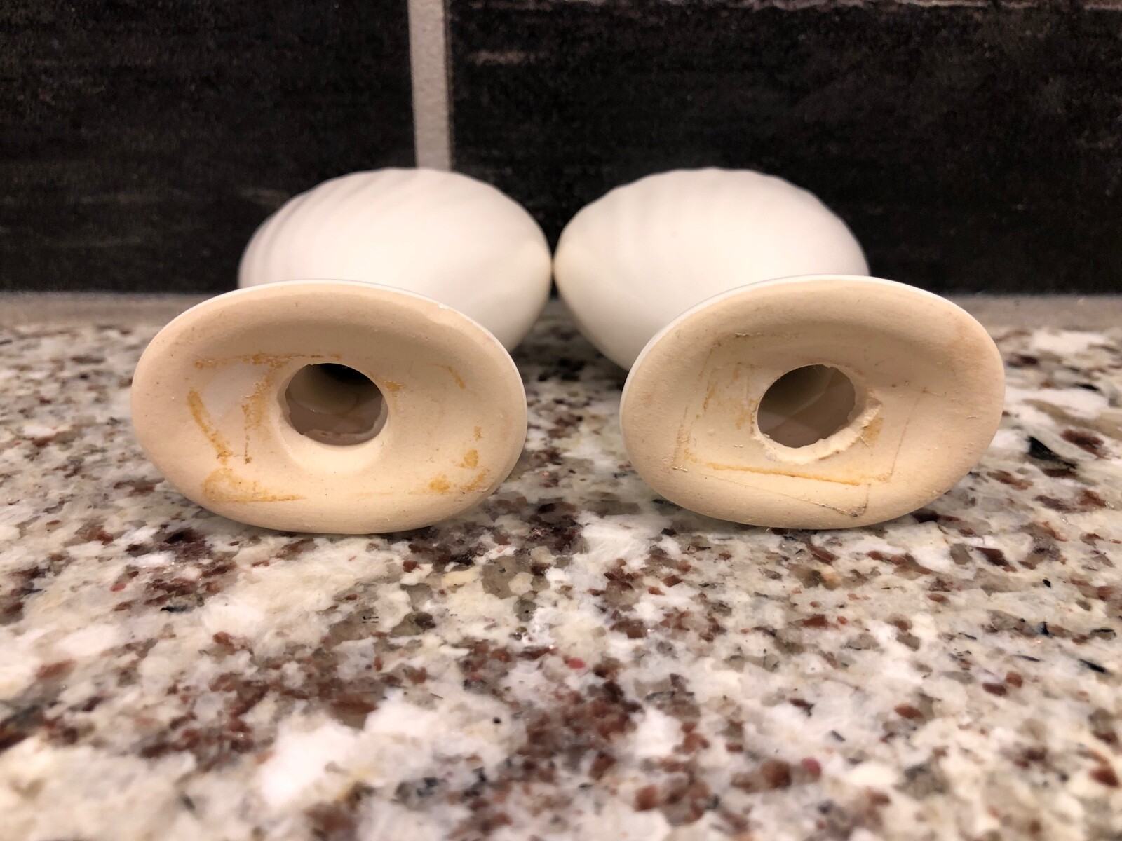 Franciscan Coronado Salt and Pepper Shaker Set White Swirl Vintage Tabletop