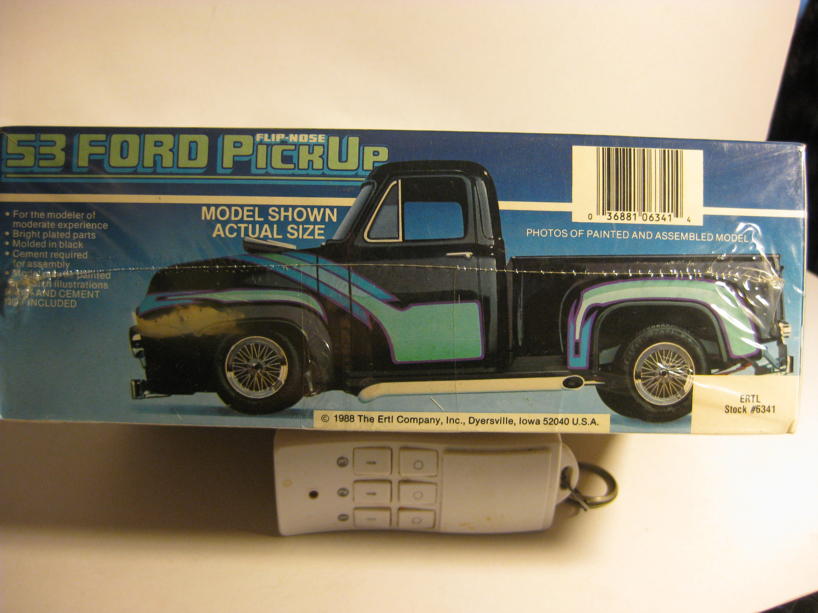 Vintage MPC 1953 Ford Pickup FLIP NOSE 1/25 skill level 2 Factory Sealed