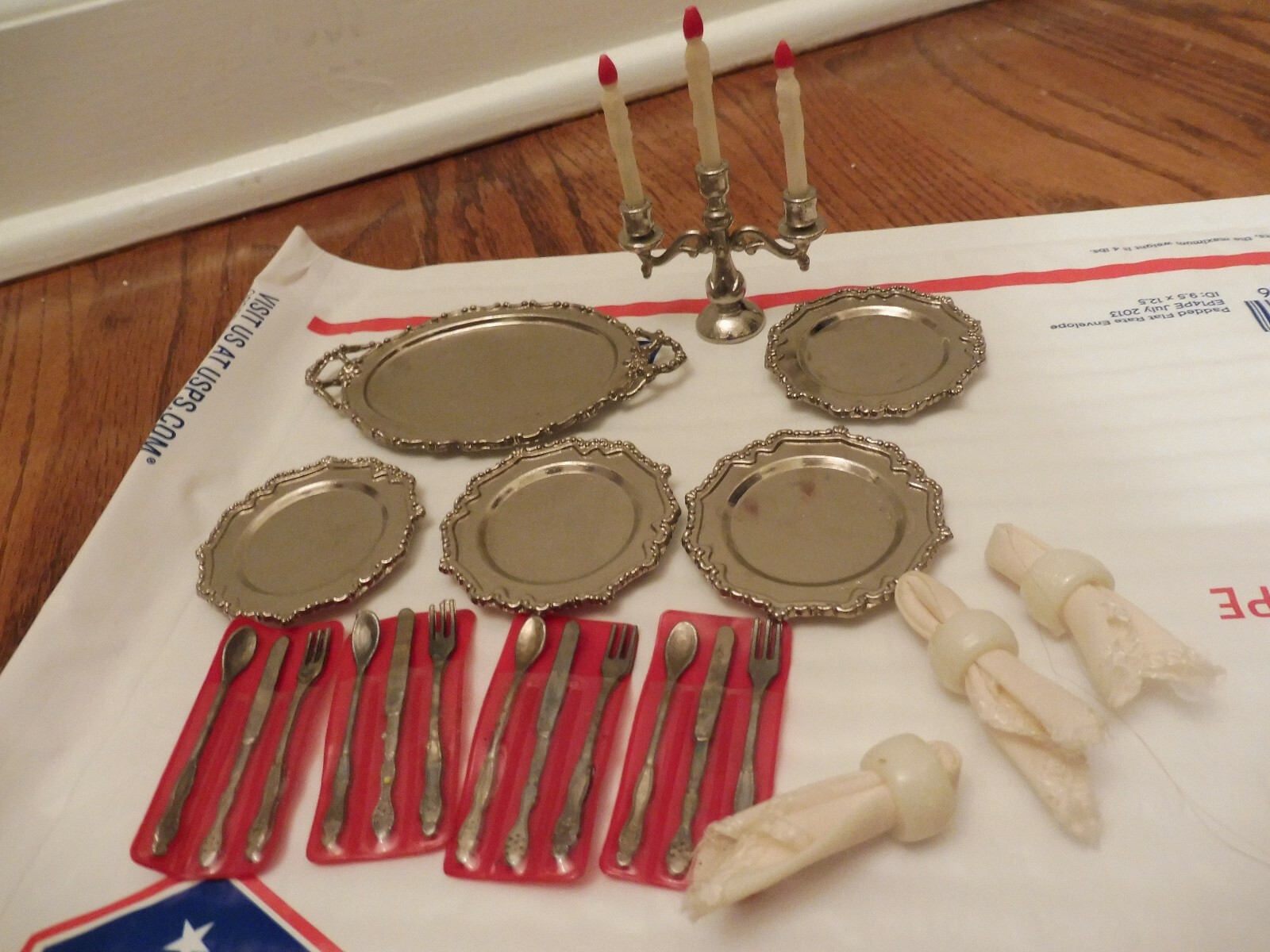 Vintage 1978 Barbie & Friends Doll Dining Accessories