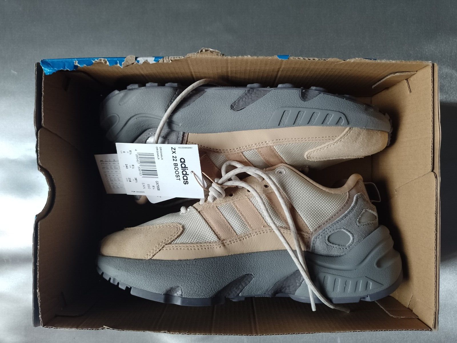 AdidasTrainers Originals ZX 22 BOOST, Size Uk 5.5,Beige AdidasTrainers Originals ZX 22 BOOST, Size Uk 5.5,Beige