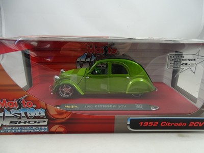 1:18 Maisto Custom Shop 31321 1952 Citroen 2CV Greenmetallic Rarity $