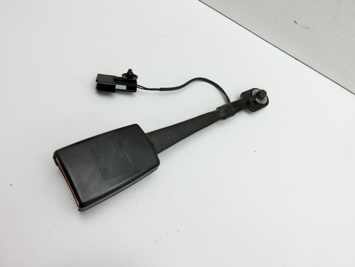 Opel Astra J 12-18 Kombi Gurtschloss Links Vorne Opel Astra J 12-18 01.01.2013 13368956 gebraucht Bild 5