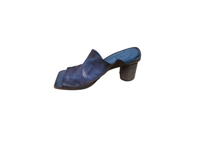 Pre-owned Shoto Women's Melody Dive Sandal In Bluette