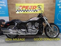 Harley Davidson VRSCR Street Rod