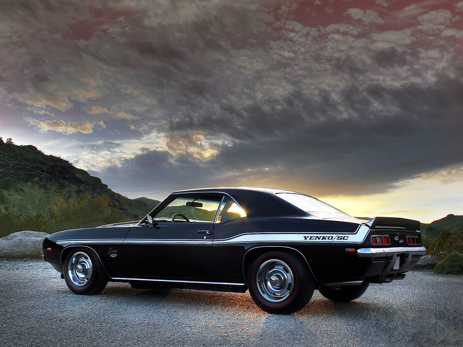 1969 CHEVY CAMARO YENKO (SIDE VIEW) POSTER 24 X 36 INCH