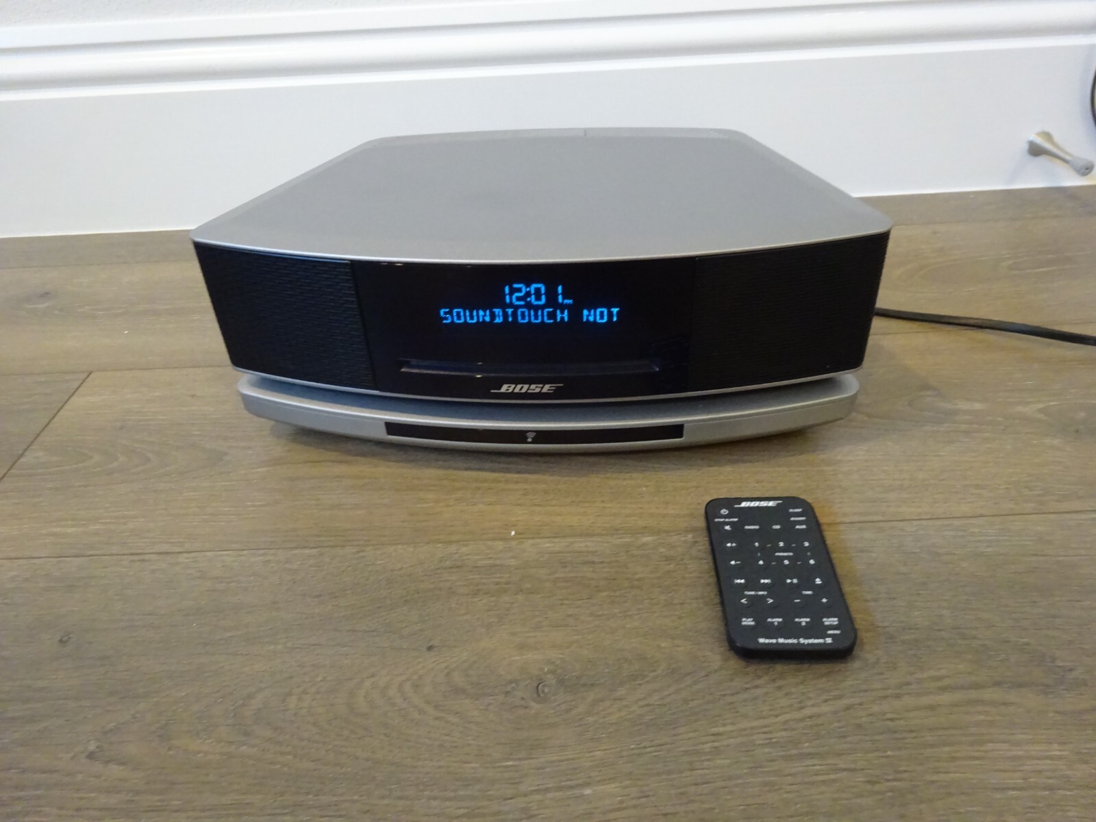 Bose Wave IV Sound Touch Music System CD/AM/FM Wi-Fi BLT Bose Wave IV Sound Touch Music System CD/AM/FM Wi-Fi BLT