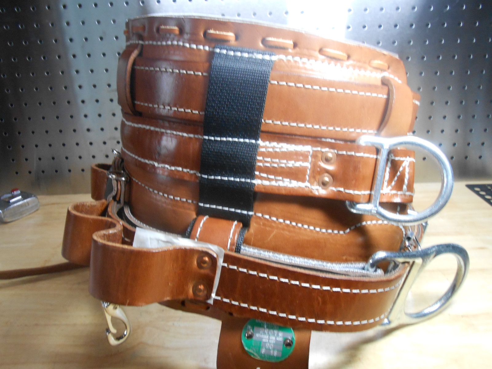 Buckingham 2107M Size 20 Linemans Belt - Used 3 Days - Mfg. 8/18