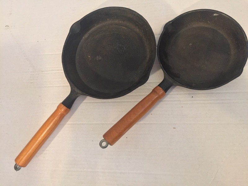 R*h様 ✅80s~00s England G-Force Design Pan Set of 2 Vintage 6” & 8” Cast Iron Shallow Skillet Wood
