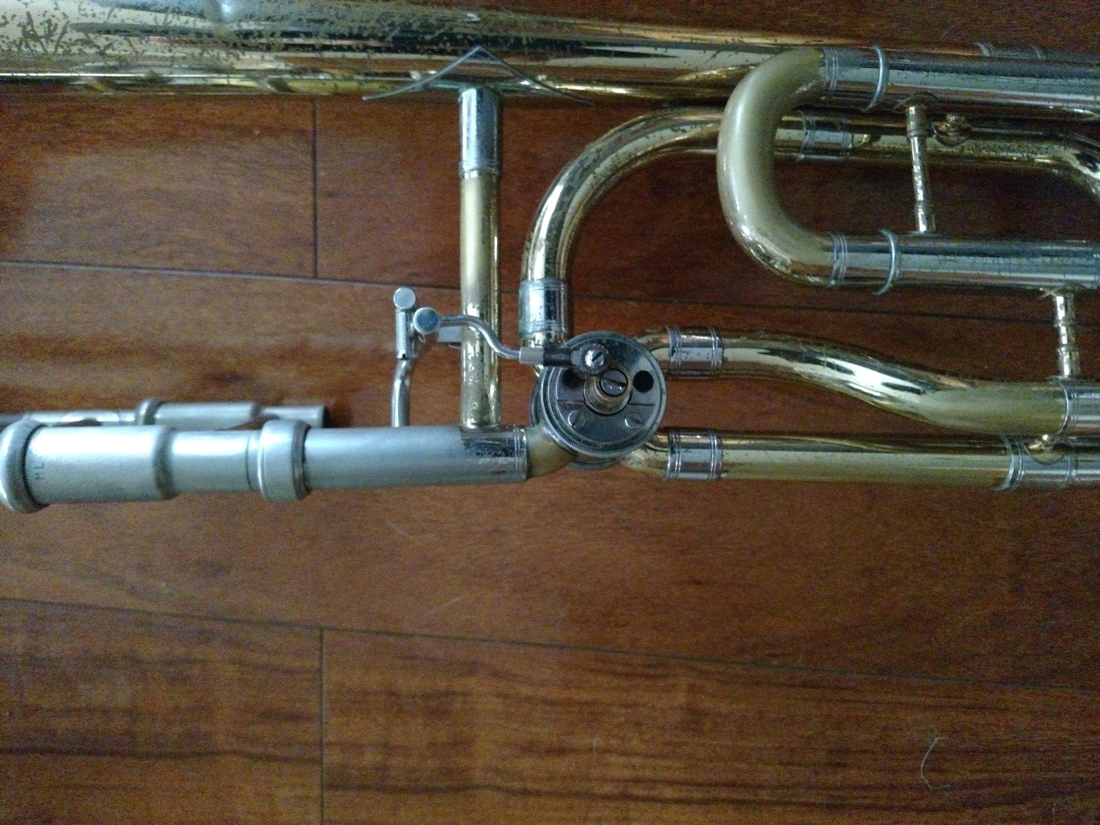 Yamaha Xeno YSL-882UG Professional Trigger Trombone with Original Yamaha Case