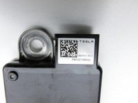 Tesla Model 3 LR Highland Airbagsensor Crashsensor Sensor Vorne Mitte Tesla Model 3 LR Highland 16.01.2024... Vorschau 2