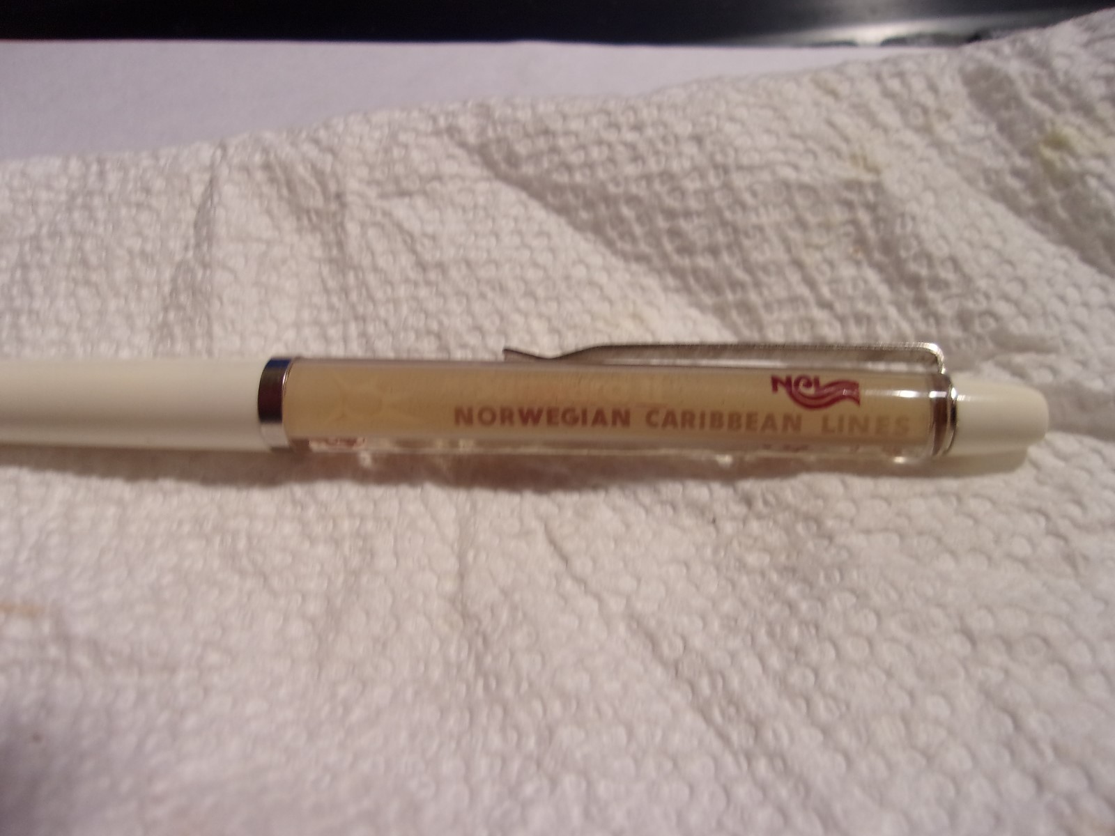 Vintage Denmark NORWEGIAN CARIBBEAN LINES CRUISE SHIP FLOATY FLOATING INK PEN