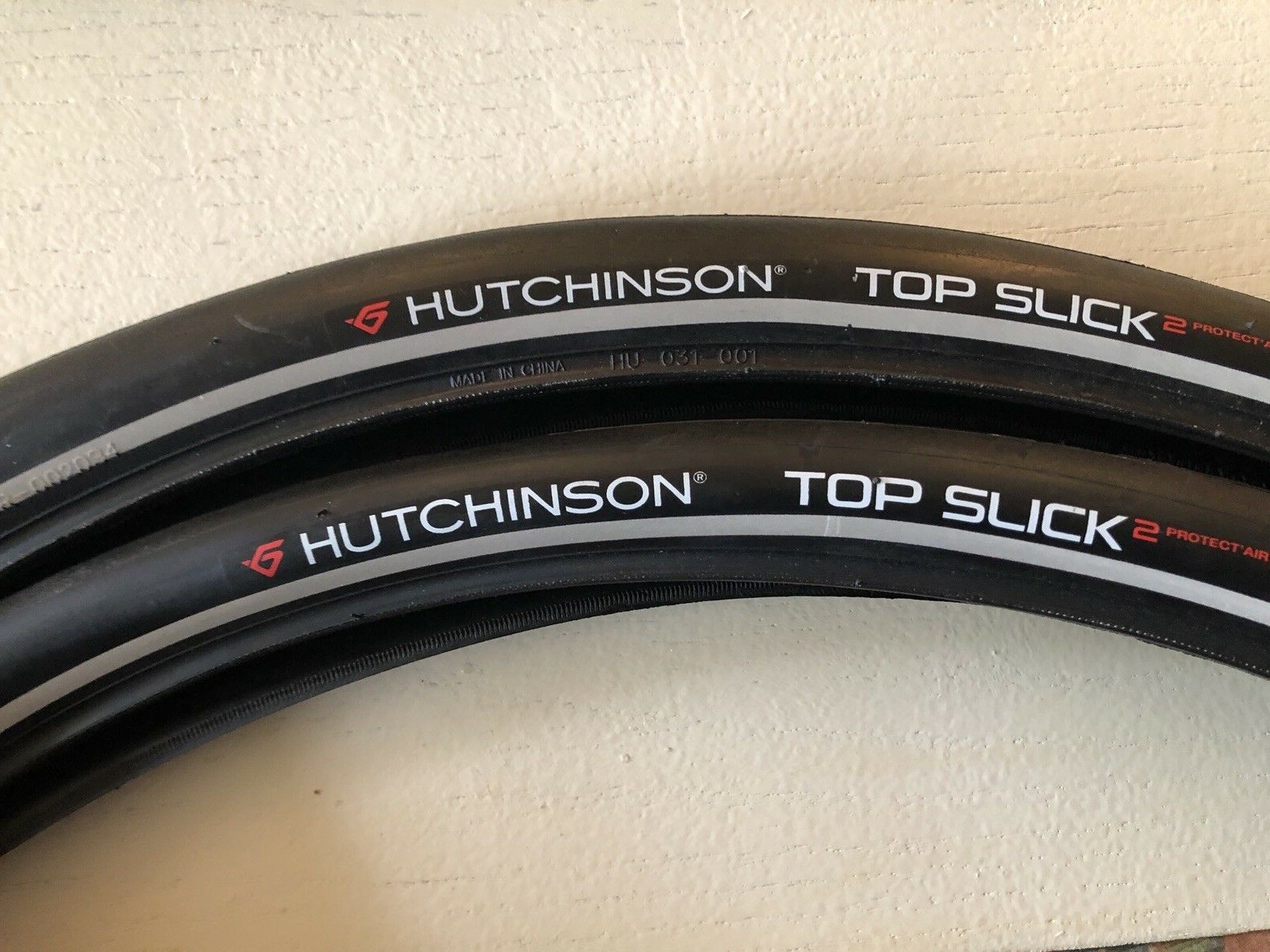 HUTCHINSON FUSION 5 TLR 700 x 25 ２本 Hutchinson Fusion 5 All Season Tubeless - Hutch's Bicycles
