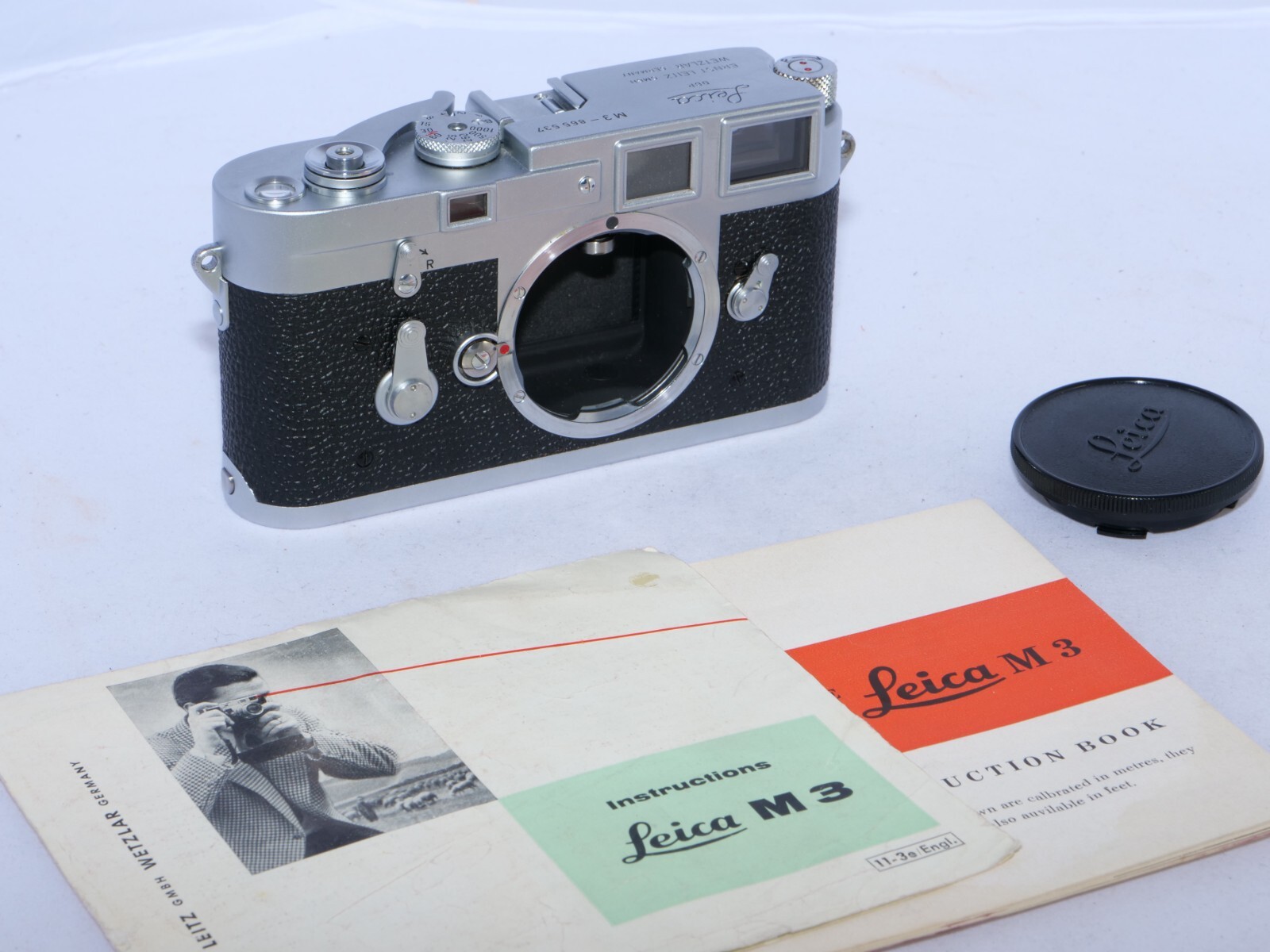 Leica M3 フィルムカメラ シルバー/ブラック 楽天市場】【美品コレクション級】Leica /ライカ M3 後期