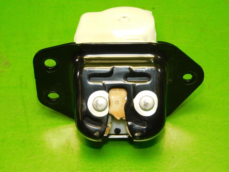 14-17 Infiniti QX50 OEM rear liftgate hatch trunk lid latch lock 90502-1BA0B