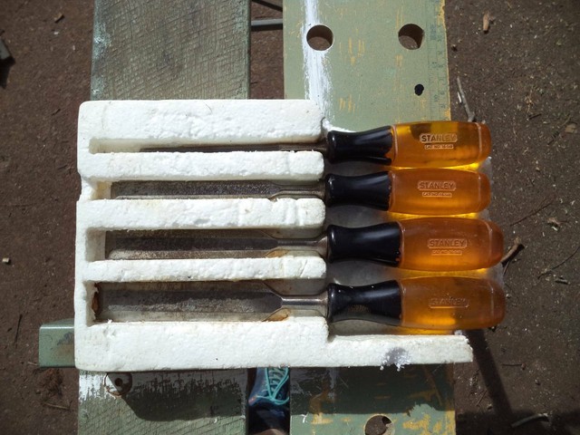 Set of Stanley Wood Chisels Hand Tools Gumtree 