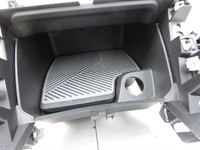 Citroen C4 III 20-24 SchräghLim Ablagefach Staufach Fach Citroen C4 III 20-24 26.09.2024 98352333ZD 9845717580... Vorschau 5