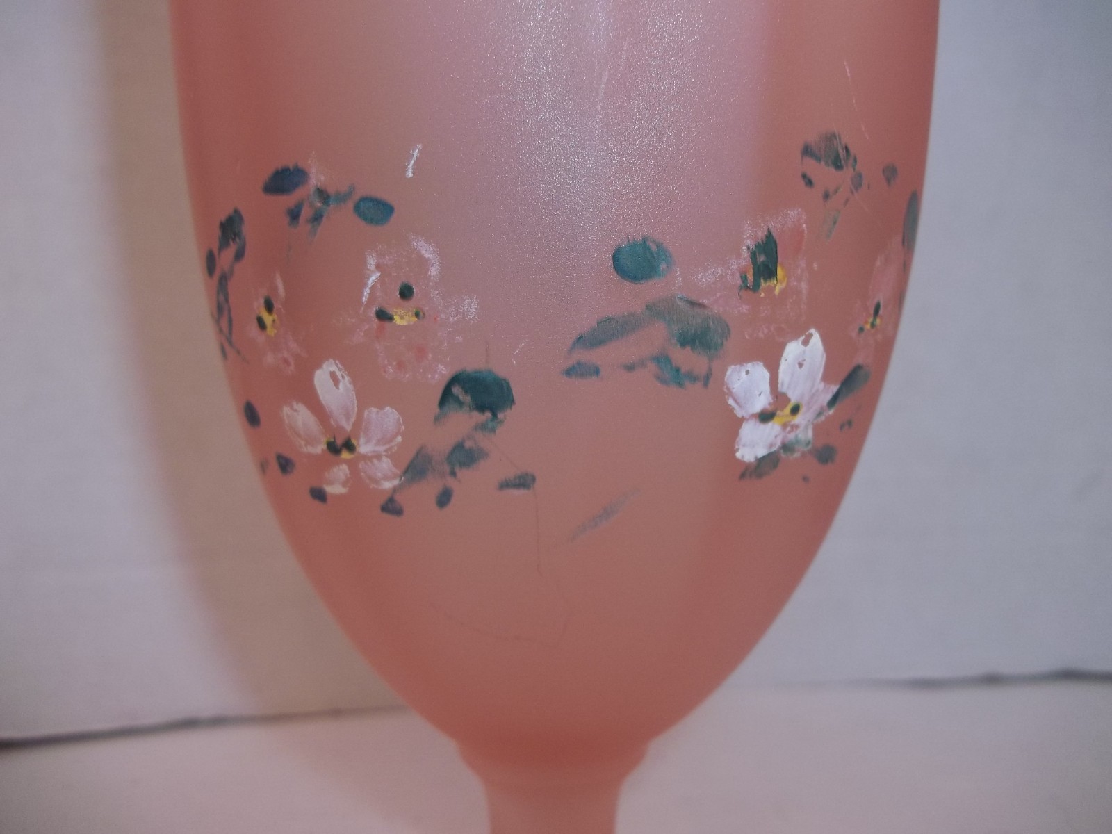 VINTAGE DEPRESSION GLASS PINK SATIN 6.5