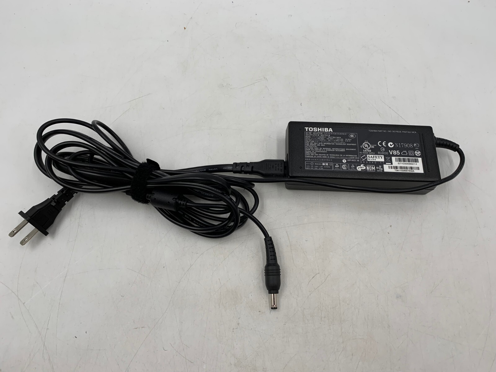 Genuine Toshiba Laptop Charger AC Power Adapter PA3716U-1ACA