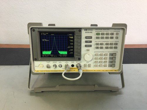 HP Agilent 8564E LCD Spectrum Analyzer 9 KHz 40 GHz NIST Calibration Certificate