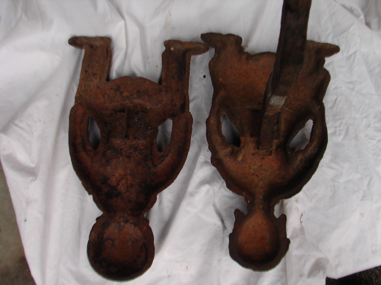 ANTIQUE IRON FIGURAL MAMMY AND COOK FIRE PLACE ANDIRONS BLACK AMERICANA 1800's