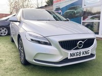 2019 Volvo V40 T2 [122] Momentum Nav Plus 5dr Geartronic HATCHBACK PETROL Automa