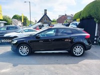 2018 Volvo V40 Cross Country 2.0 D4 Pro Euro 6 (s/s) 5dr HATCHBACK Diesel Manual