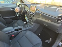 Mercedes B180 W246 11-14 USB Buchse Anschluss Mercedes B180 W246 11-14 22.12.2011 gebraucht Vorschau 8