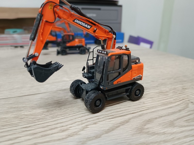 Pelle Sur Pneus Doosan Dx 165 Wr Imc Models