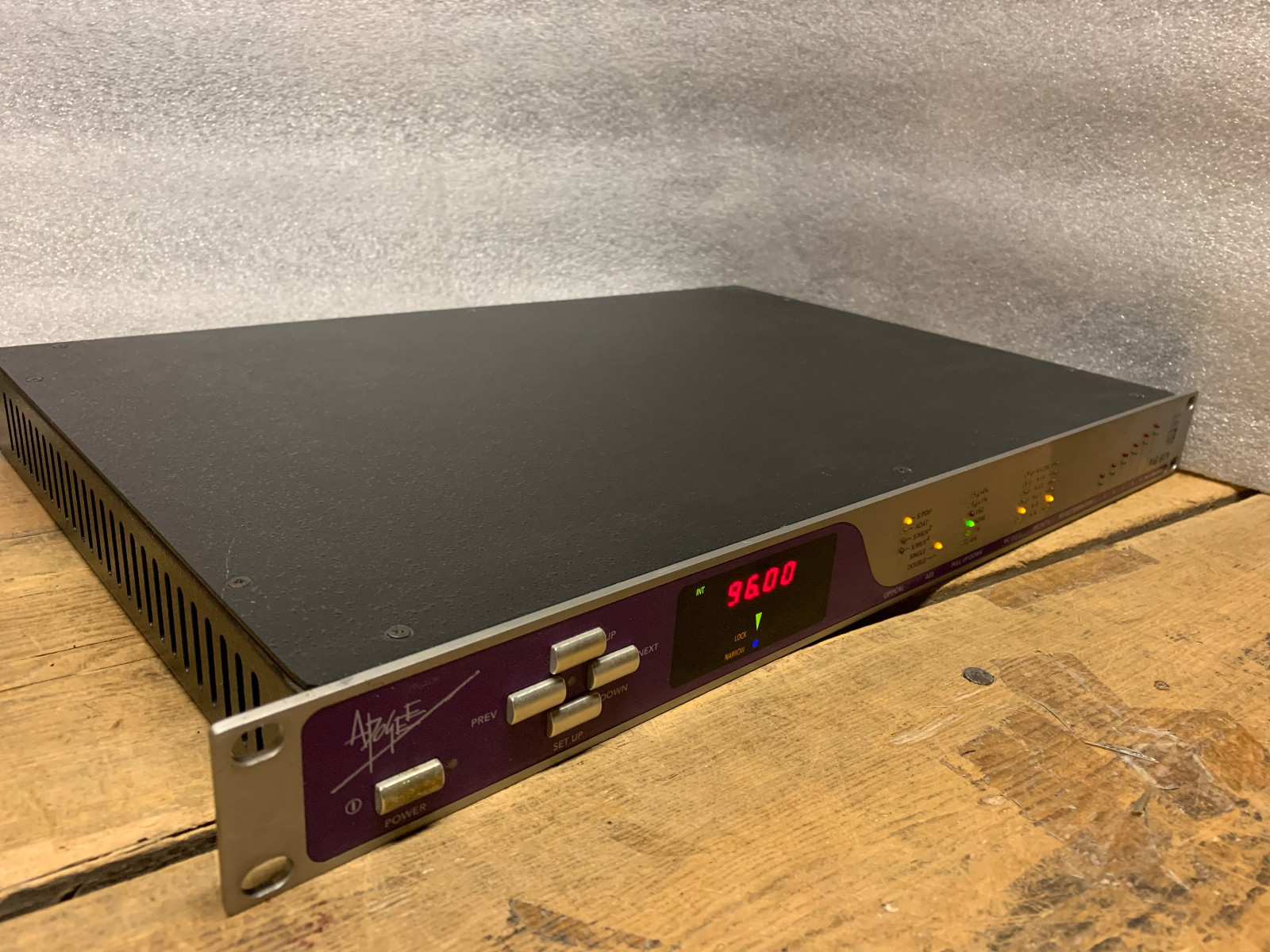 APOGEE BIG BEN DIGITAL MASTER CLOCK 192k - PRO!