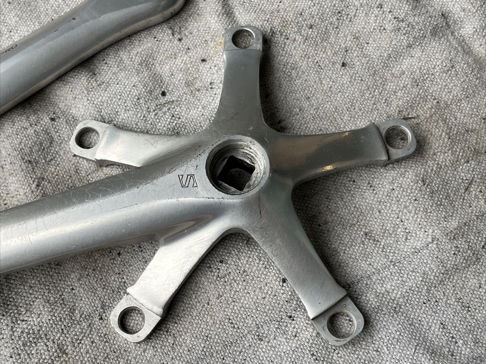 Suntour Superbe Pro Crankset | Suntour Track Crankset Suntour Superbe Pro Crankset | Suntour Track Crankset