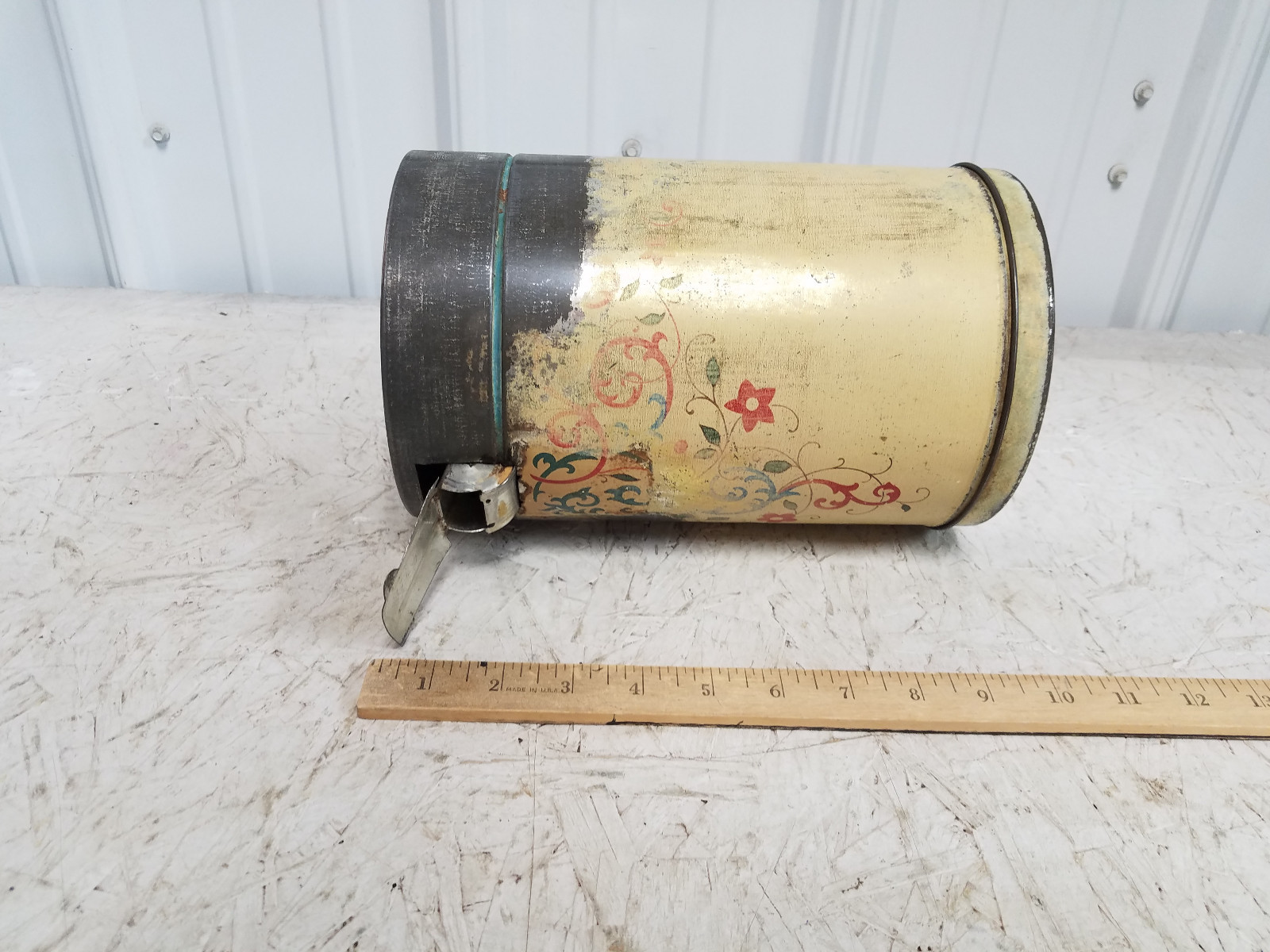 Antique COFFEE DISPENSER / TIN WITH FLIPDOWN SPOUT !!!! Hoosier Cabinet !!!!