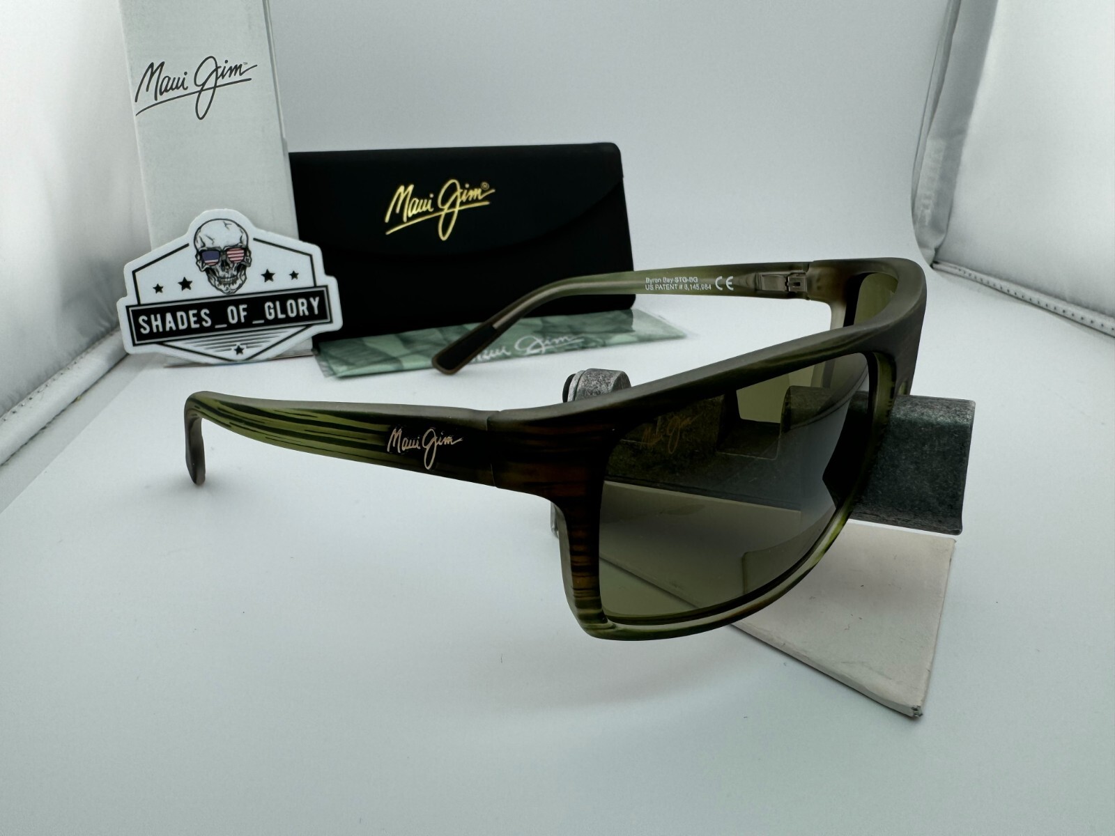 Pre-owned Maui Jim Byron Bay Mj 746-15mr Matte Green Stripe Maui Ht Polarized Sunglasses