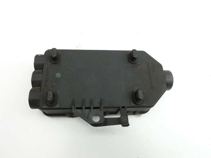 Porsche Panamera 970 10-16 3,6 220KW Sicherung Batteriestützpunkt Klemmpunkt Porsche Panamera 970 10-16 19.08.2011... Vorschau 3