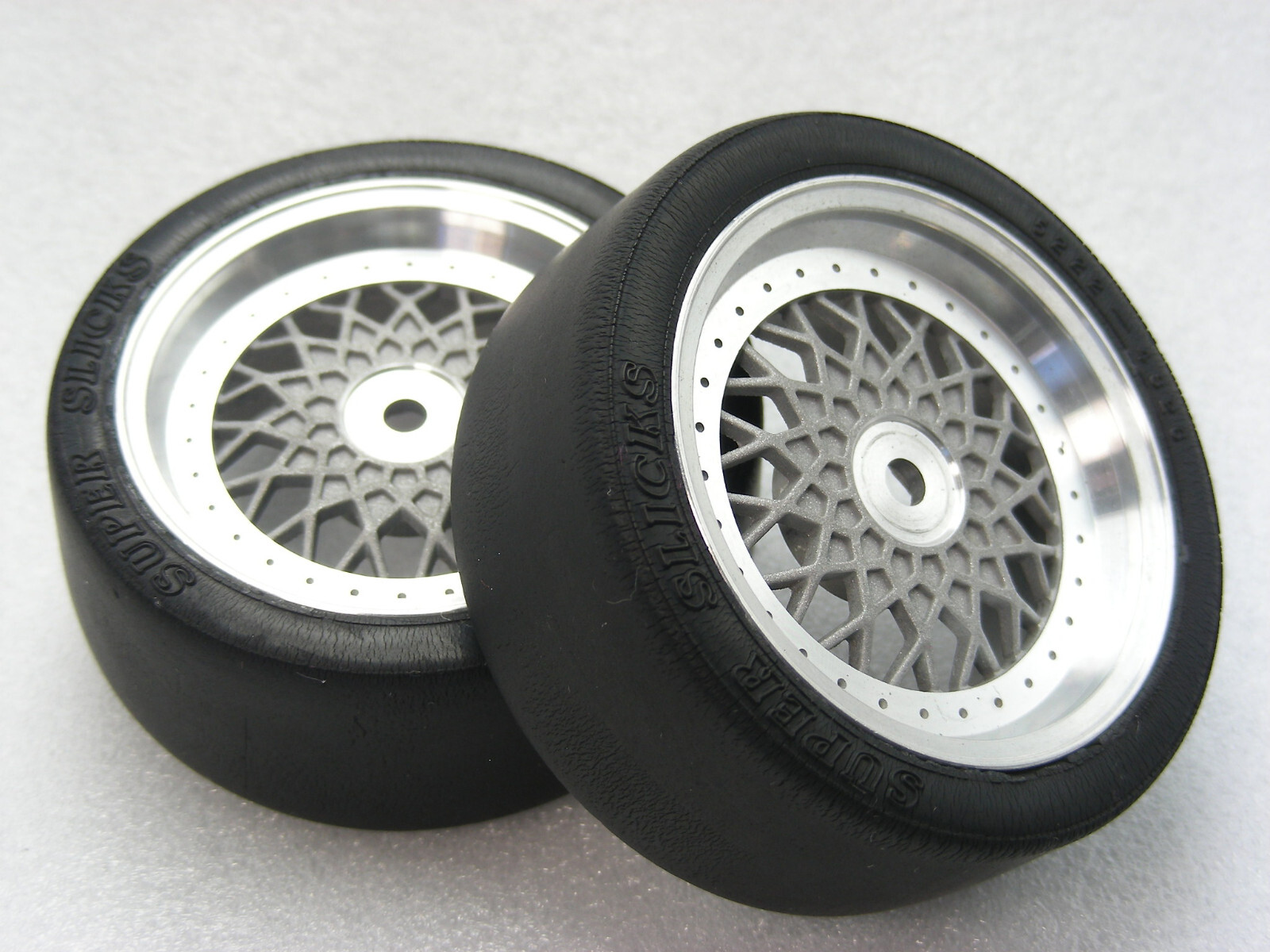【中古】 Big Wheel Screamin’CheetahWheelies Speed Claw - Belted, Pre-mounted on Cheetah Wheels-3113
