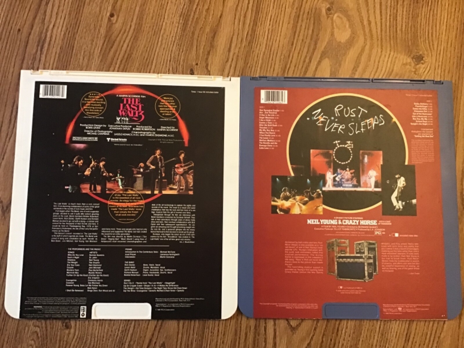 pair of CED videodiscs 1980’s featuring Neil Young & The Band in concert ex cond