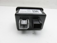 Fiat Tipo II 357 16-20 USB Anschluss Buchse Radiobedienung Fiat Tipo II 357 16-20 26.11.2018  07356974930 19356B0... Vorschau 4