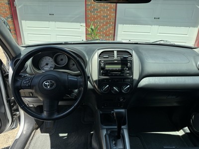 image 3 of interior