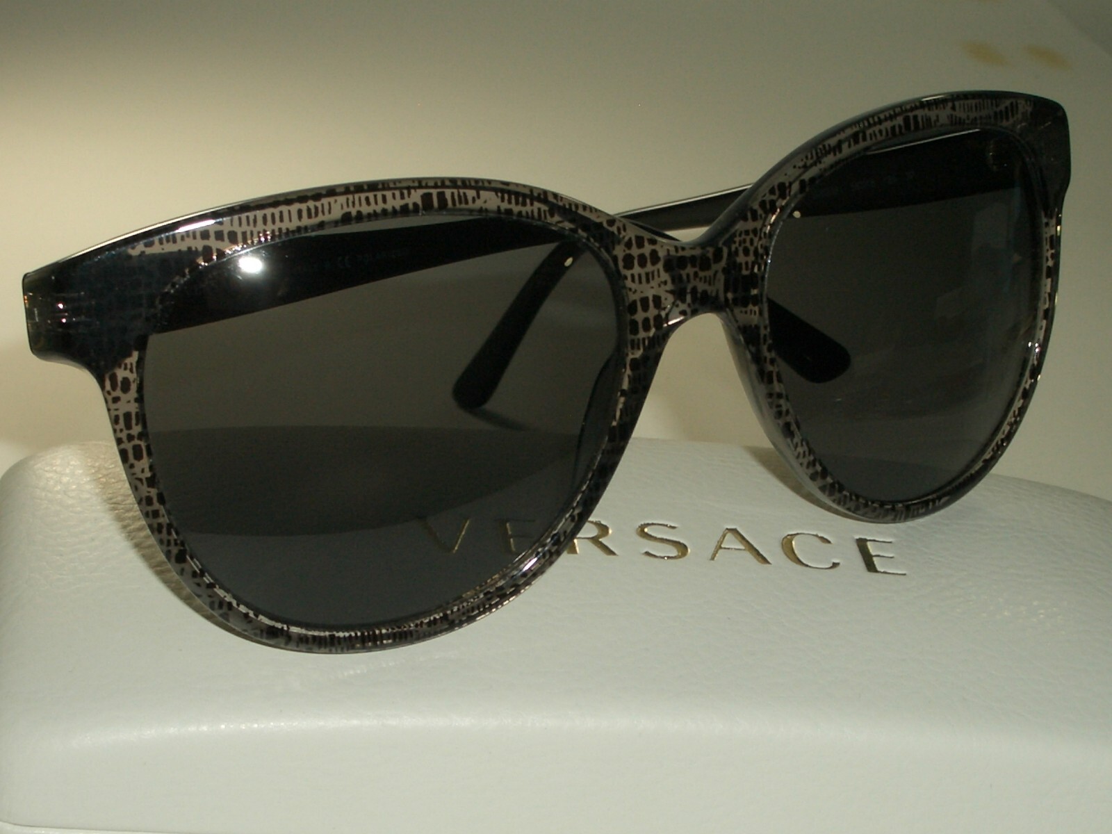 VERSACE MOD.4246-B 56[]18 135 MULTI-COLOR POLARIZED