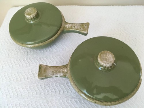 Hull GREEN AVOCADO Drip Glaze Oven Proof Pottery Casserole Dish Lid Handle #H