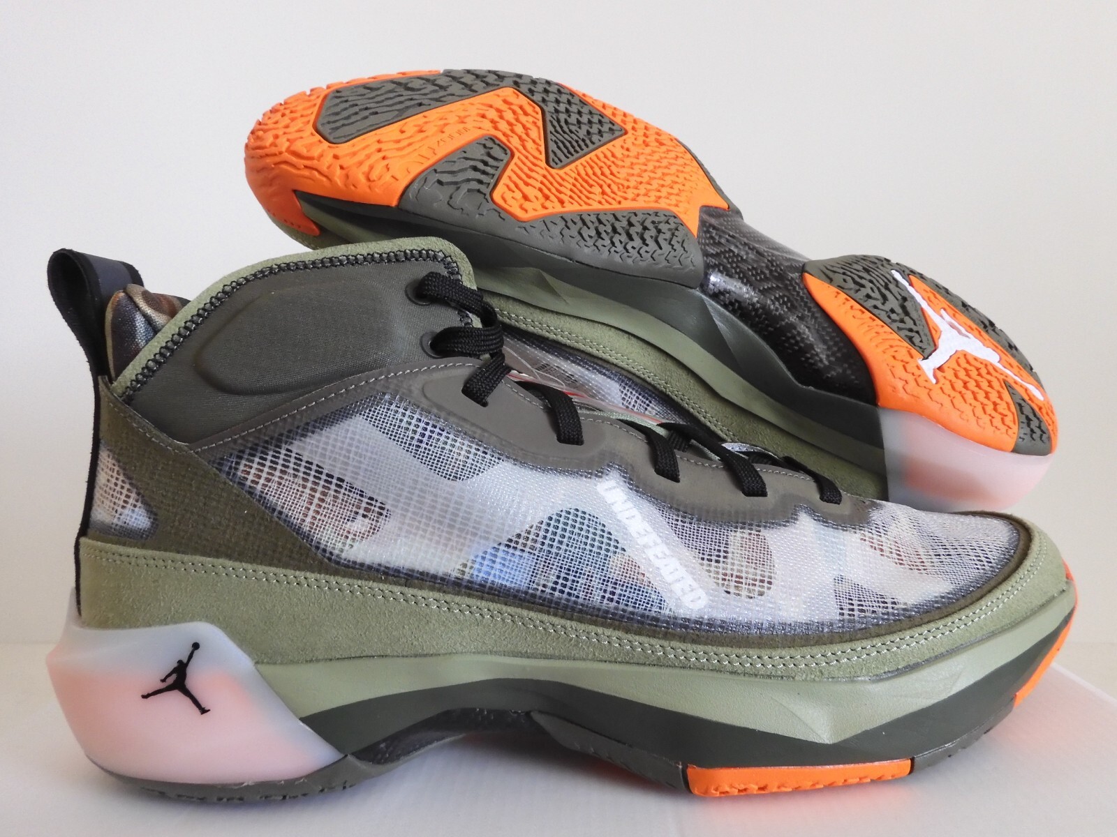 UNDEFEATED × Nike Air Jordan 37Oil Green The Undefeated Jordan 37 Releases December 23