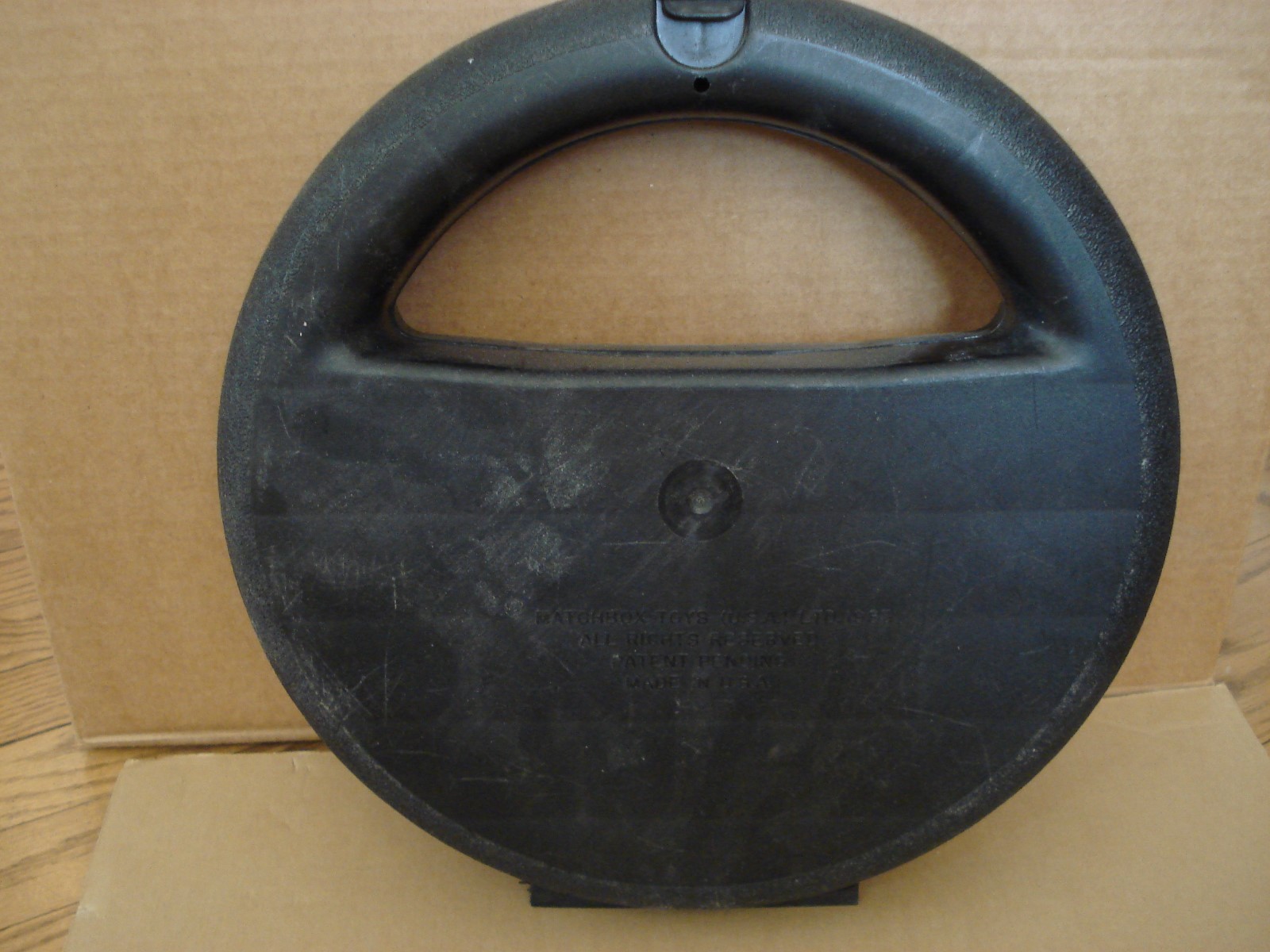 Vintage 1983 Matchbox 20-Car Collector's Case Steering Wheel Shaped