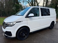 2021 VOLKSWAGEN TRANSPORTER T6.1 TDI 6 SEAT KOMBI STARTLINE SWB IN CANDY WHITE