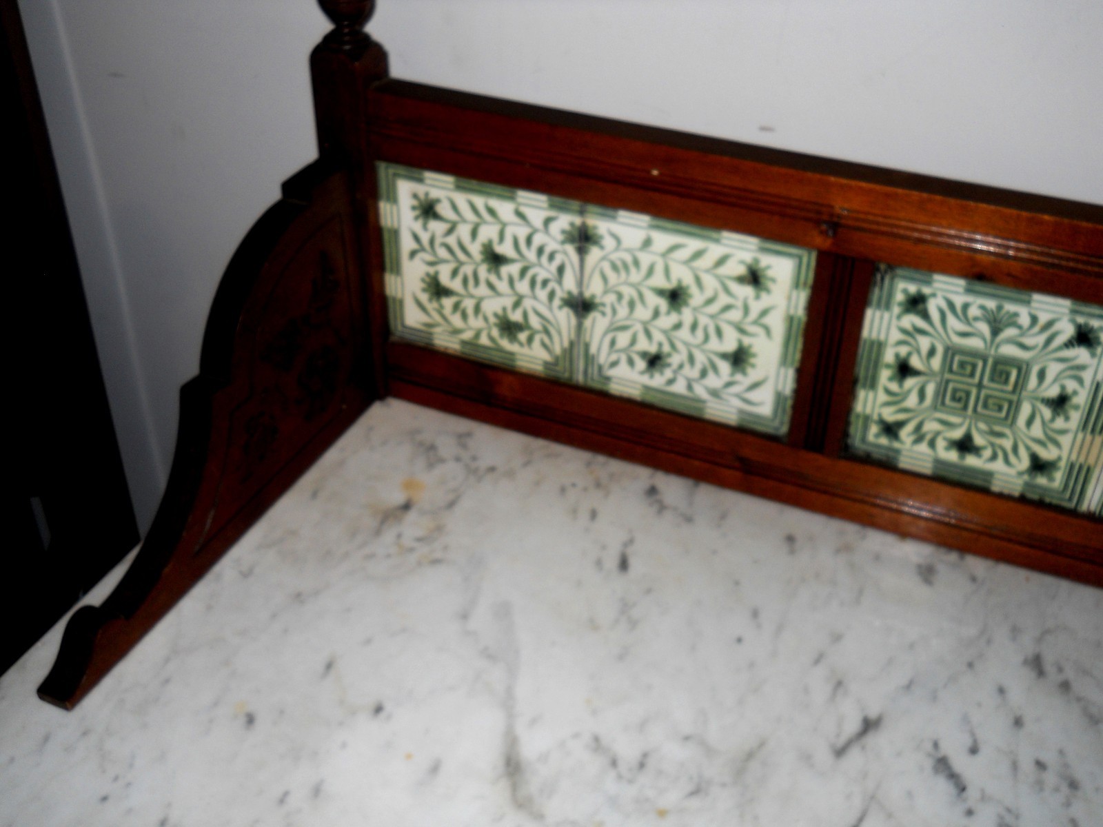 Victoriian Marble Top/Tile Back Splash Wash Stand