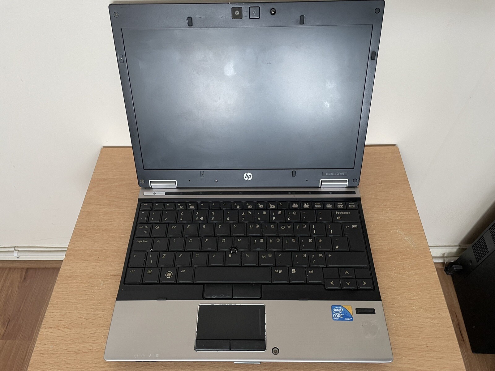 HP EliteBook 2540p, i7 2.15GHz, 4GB RAM, 250GB HDD, x64