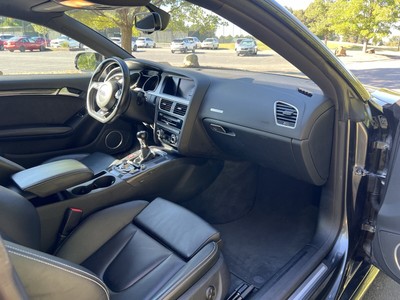 image 3 of interior