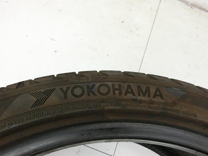 Mercedes E250 W212 13-16 1 x Reifen Sommerreifen Yokohama 245/35R19 93 Y Mercedes E250 W212 13-16 17.09.2013 gebraucht Bild 3